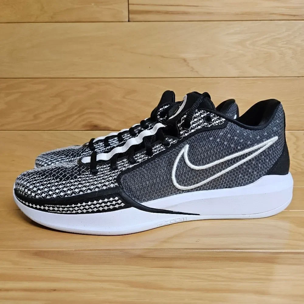 Nike Sabrina 1 TB Women's Size 11 Black White Basketball Shoes FQ3391-002